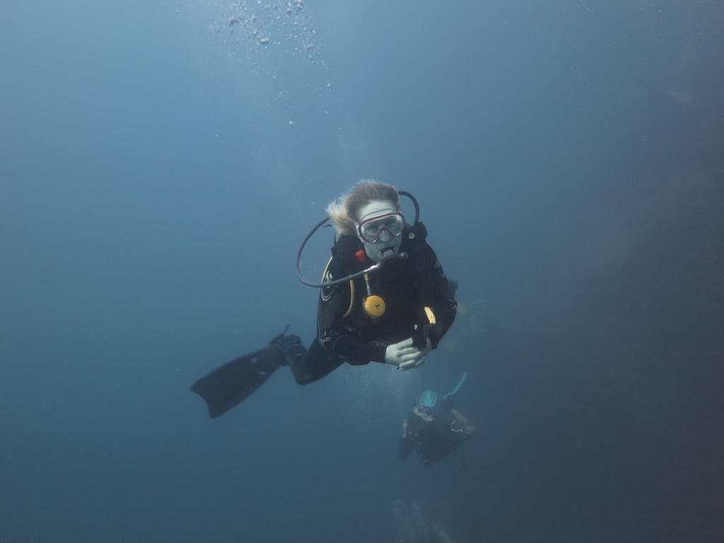 Äntligen under ytan utanför Koh Tao. Foto: Tobias Lundell